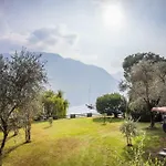 Ossuccio Private Pool On The Lake-by Italian ヴィラ
