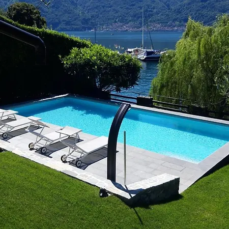 Ossuccio Private Pool On The Lake-by Italian וילה קומו