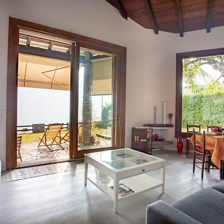 Ossuccio Private Pool On The Lake-by Italian Vila Como