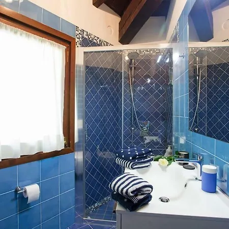 Ossuccio Private Pool On The Lake-by Italian Vila Como