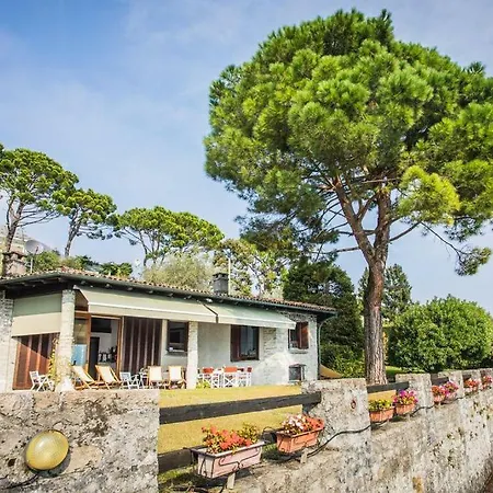 Vila Ossuccio Private Pool On The Lake-by Italian