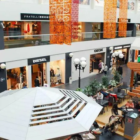 Vila Ossuccio Private Pool On The Lake-by Italian